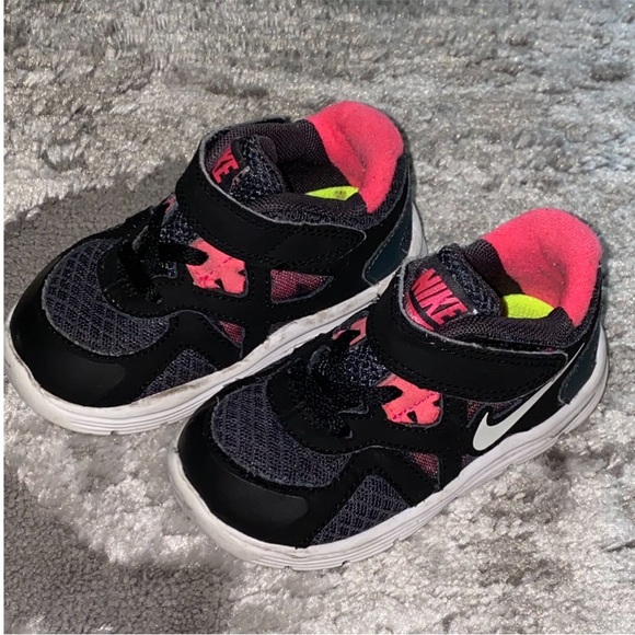 Nike lunarglide 3 Shoes Black/White/Pink Girls Size 5c - Picture 3 of 5